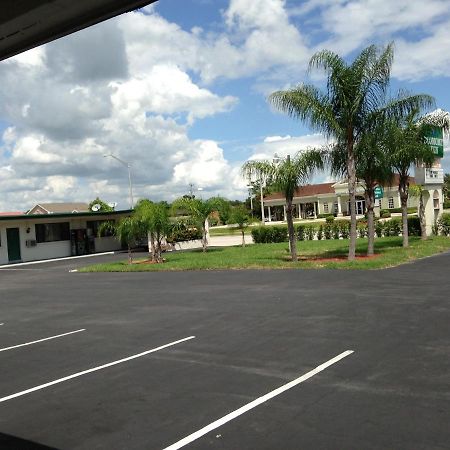 Economy Inn Okeechobee Exterior foto