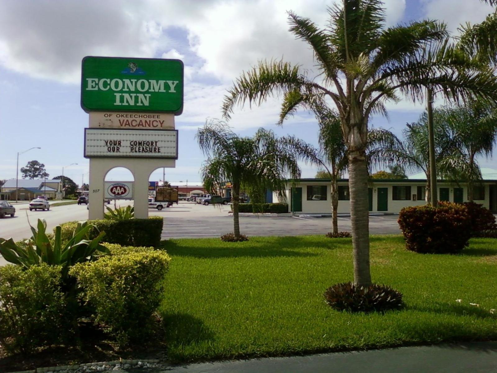 Economy Inn Okeechobee Exterior foto