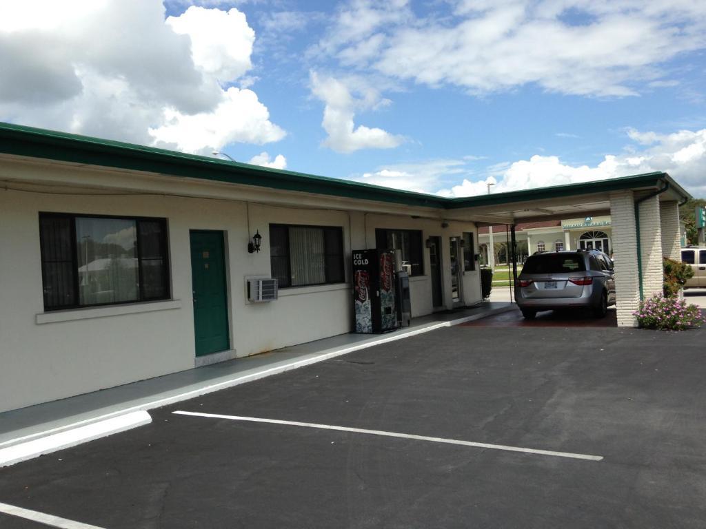 Economy Inn Okeechobee Exterior foto